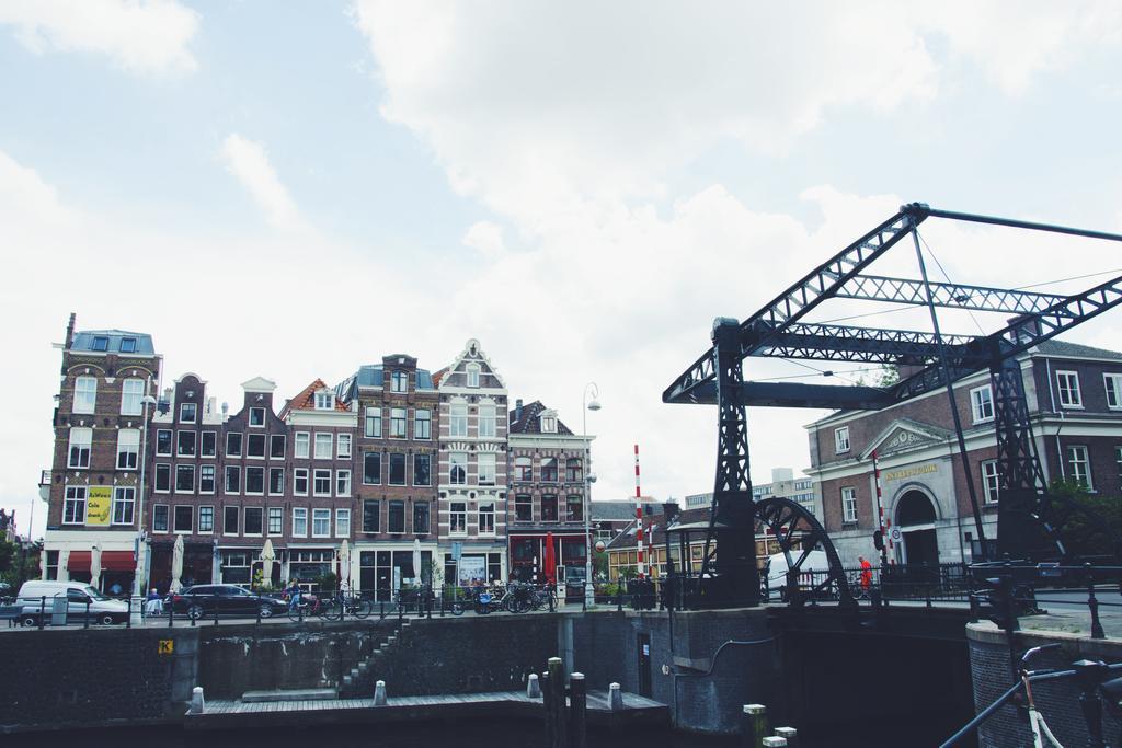 Canal House Inn Amsterdam Exterior photo